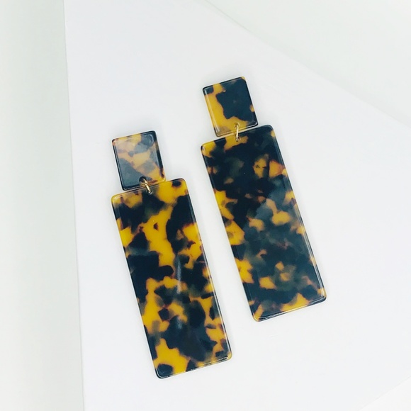 Tortoise Rectangle Acrylic Drop Earrings - Picture 5 of 8